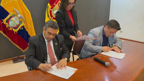 Firma de convenio con el CNE - Cañar