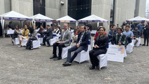 Reconocimiento institucional en apoyo al evento “+PYMES para el mundo”