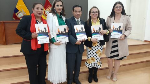 Presentación del libro "Familias saludables, niños saludables"