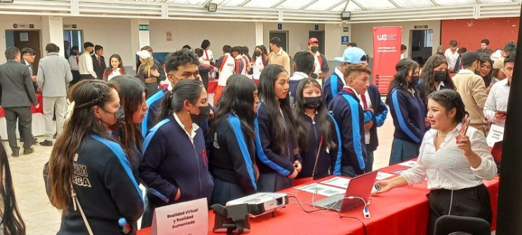 "Rumbo a la Universidad" campus Cañar
